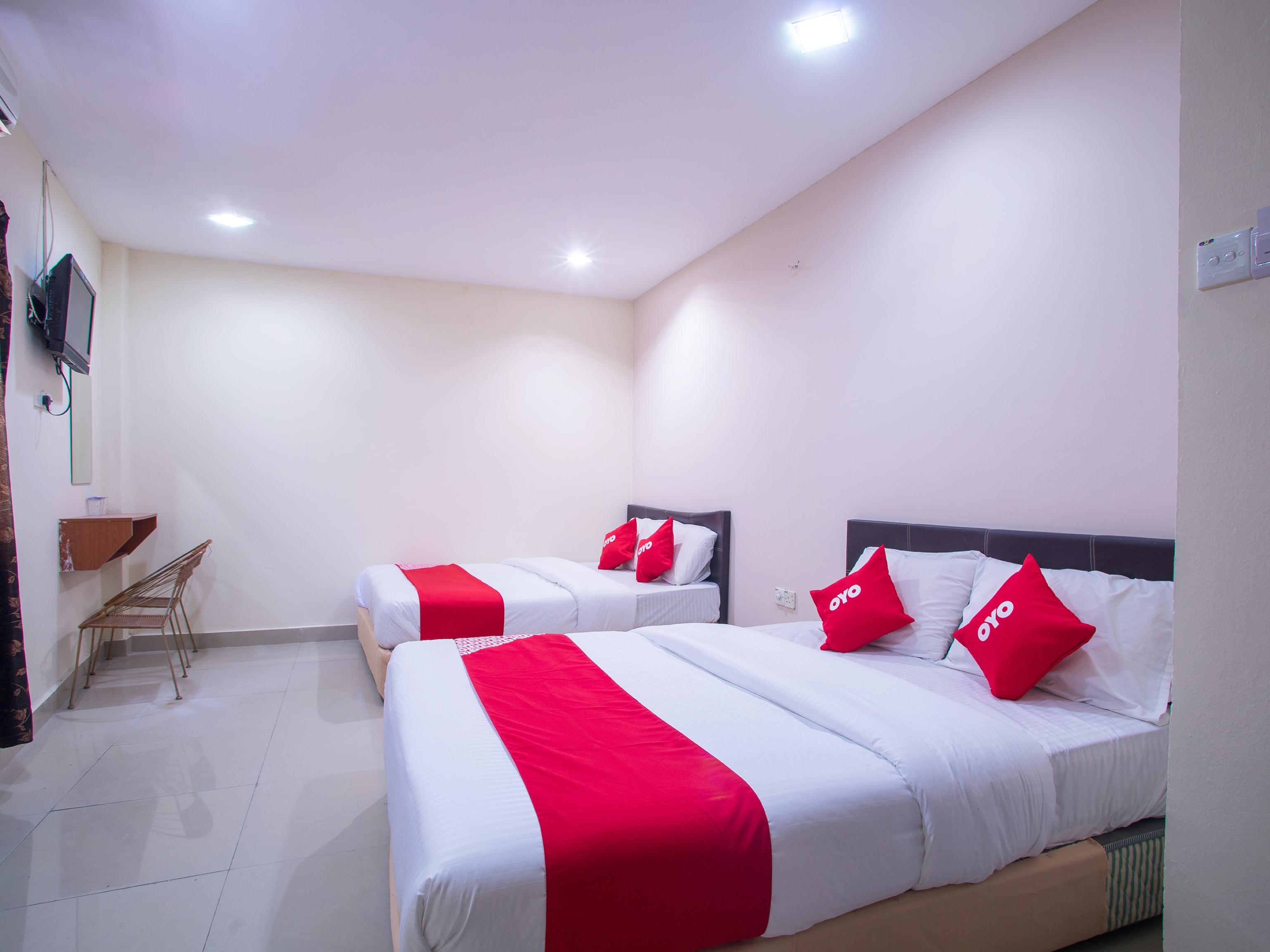 Oyo 44010 Royals Star Hotel Seremban Ngoại thất bức ảnh