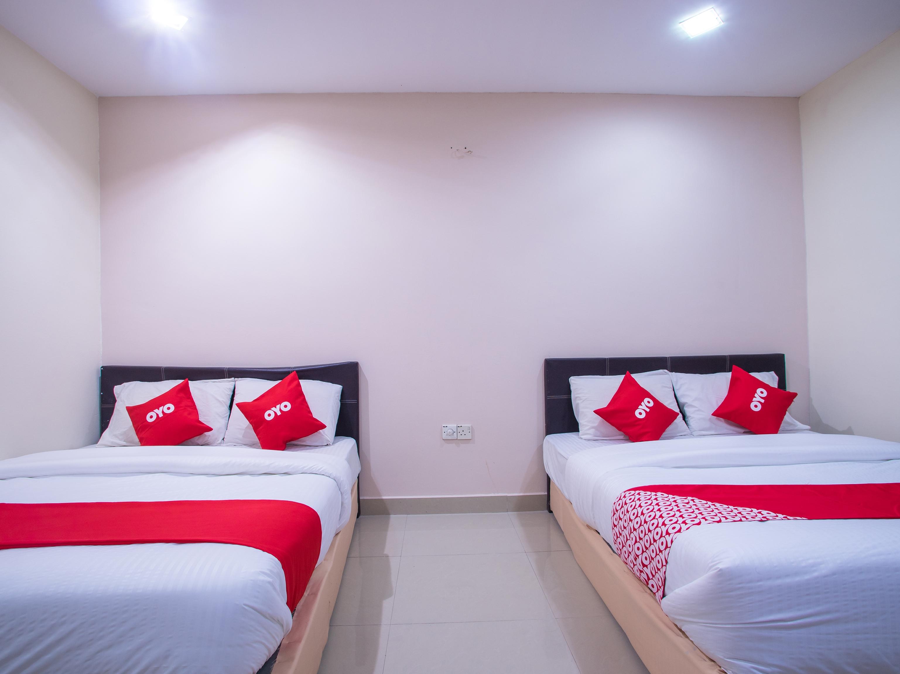 Oyo 44010 Royals Star Hotel Seremban Ngoại thất bức ảnh