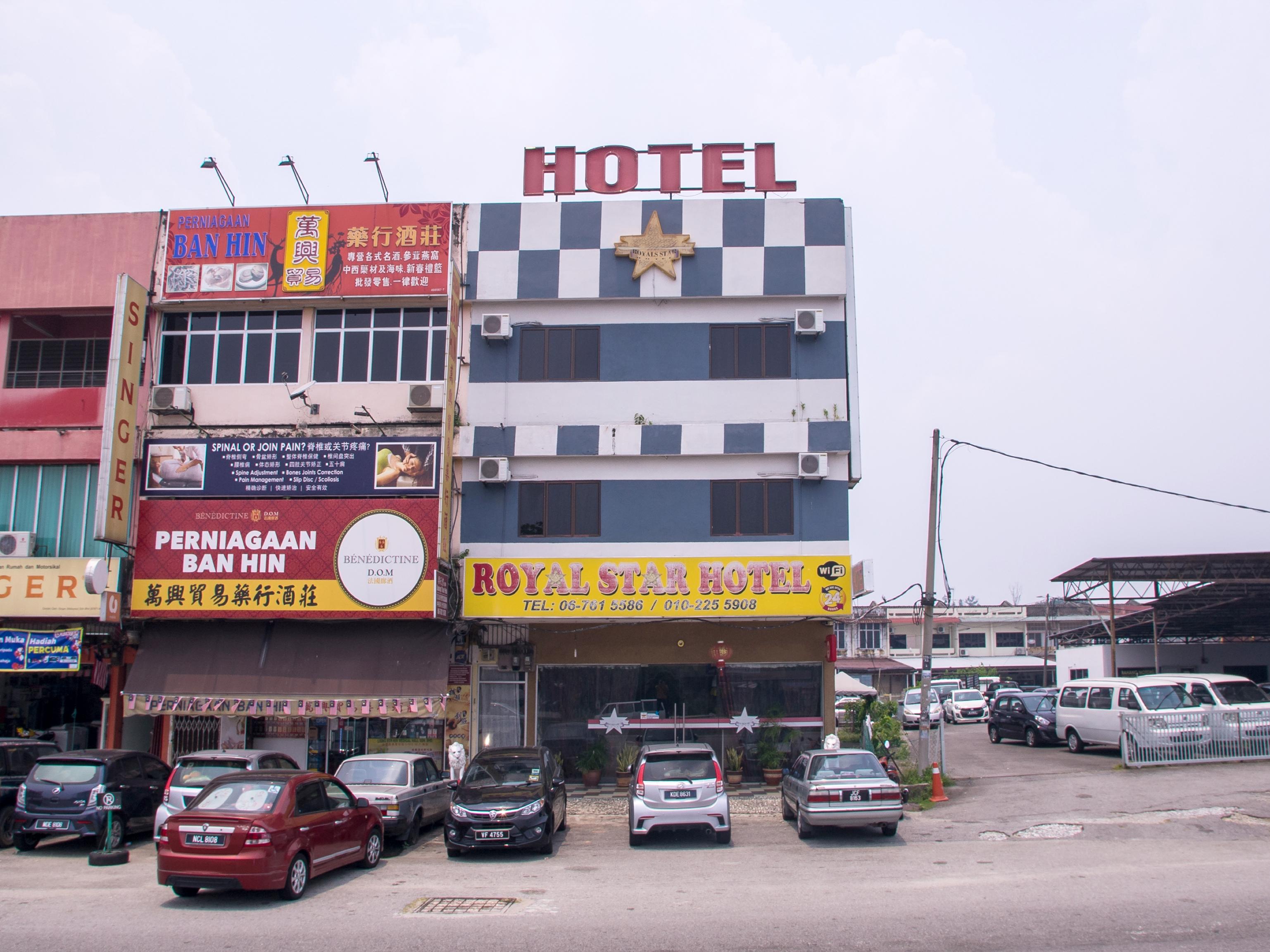 Oyo 44010 Royals Star Hotel Seremban Ngoại thất bức ảnh