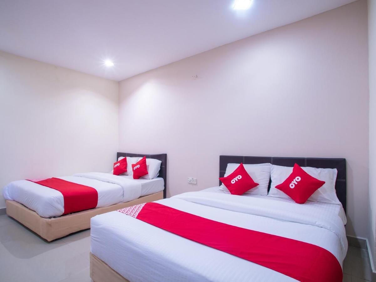 Oyo 44010 Royals Star Hotel Seremban Ngoại thất bức ảnh